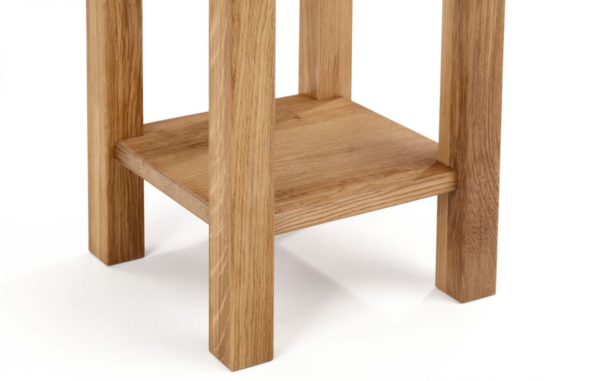 Coxmoor Tall Narrow Side Table - Oak